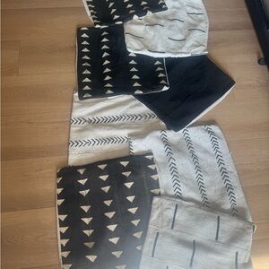 7 Black and White Patterned Pillow Covers